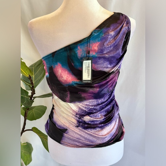 BooHoo Multicolor, Blue, Purple, Pink, One Shoulder Slinky Top Size 8. NWT. - Picture 5 of 6